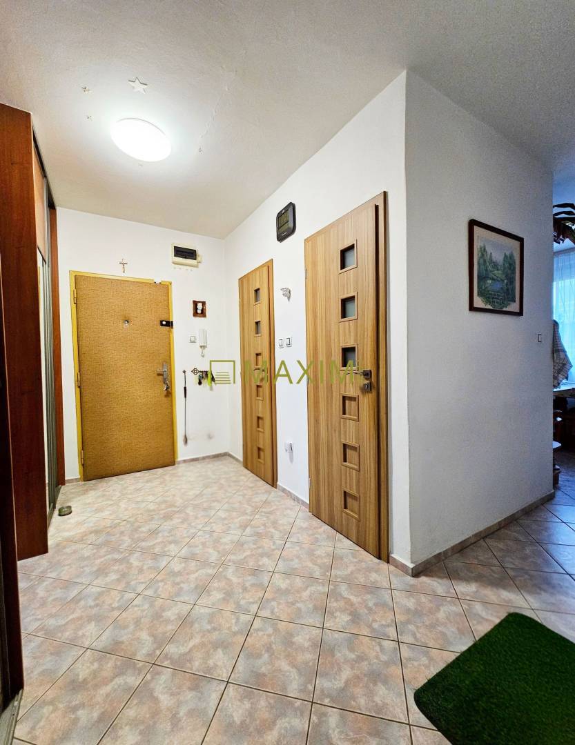 Ponúkame na predaj 3-izbový byt na Hnileckej ulici v Bratislave