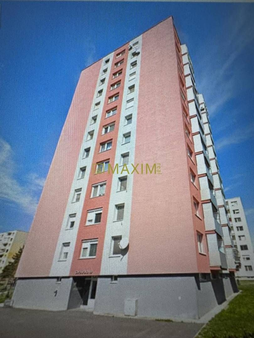 Ponúkame na predaj 3-izbový byt s výmerou 72 m²