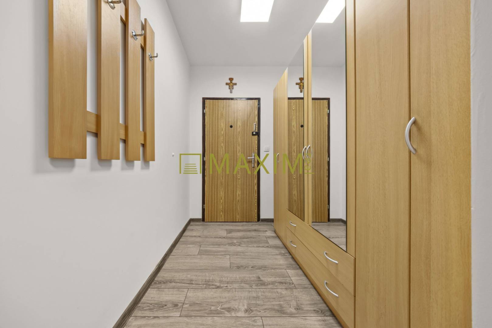 REZERVOVANÝ – Kompletne zrekonštruovaný 3 izbový byt na ulici Fedinova