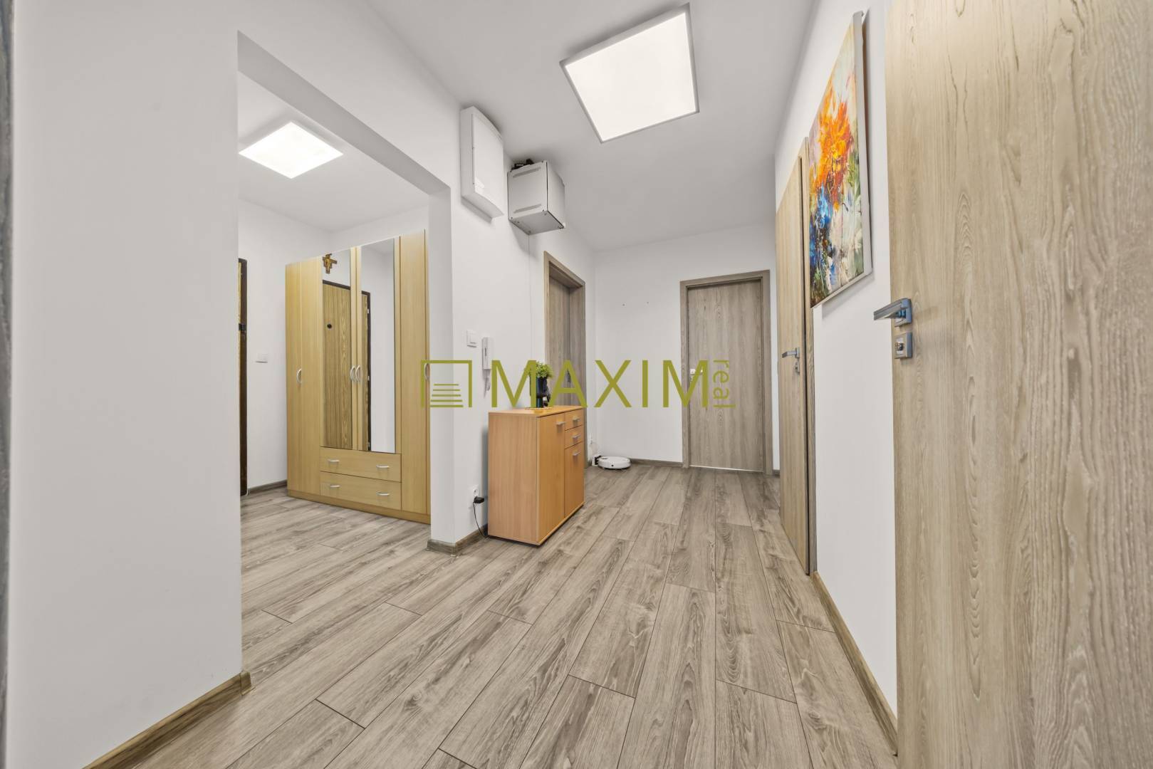 REZERVOVANÝ – Kompletne zrekonštruovaný 3 izbový byt na ulici Fedinova