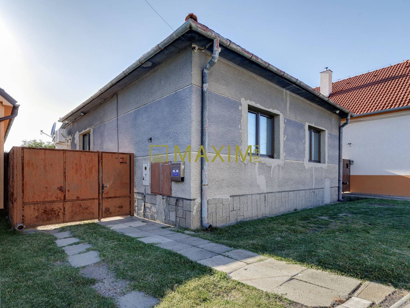 REZERVOVANE! Studienka, 4-izbový rodinný dom s VEĽKÝM pozemkom