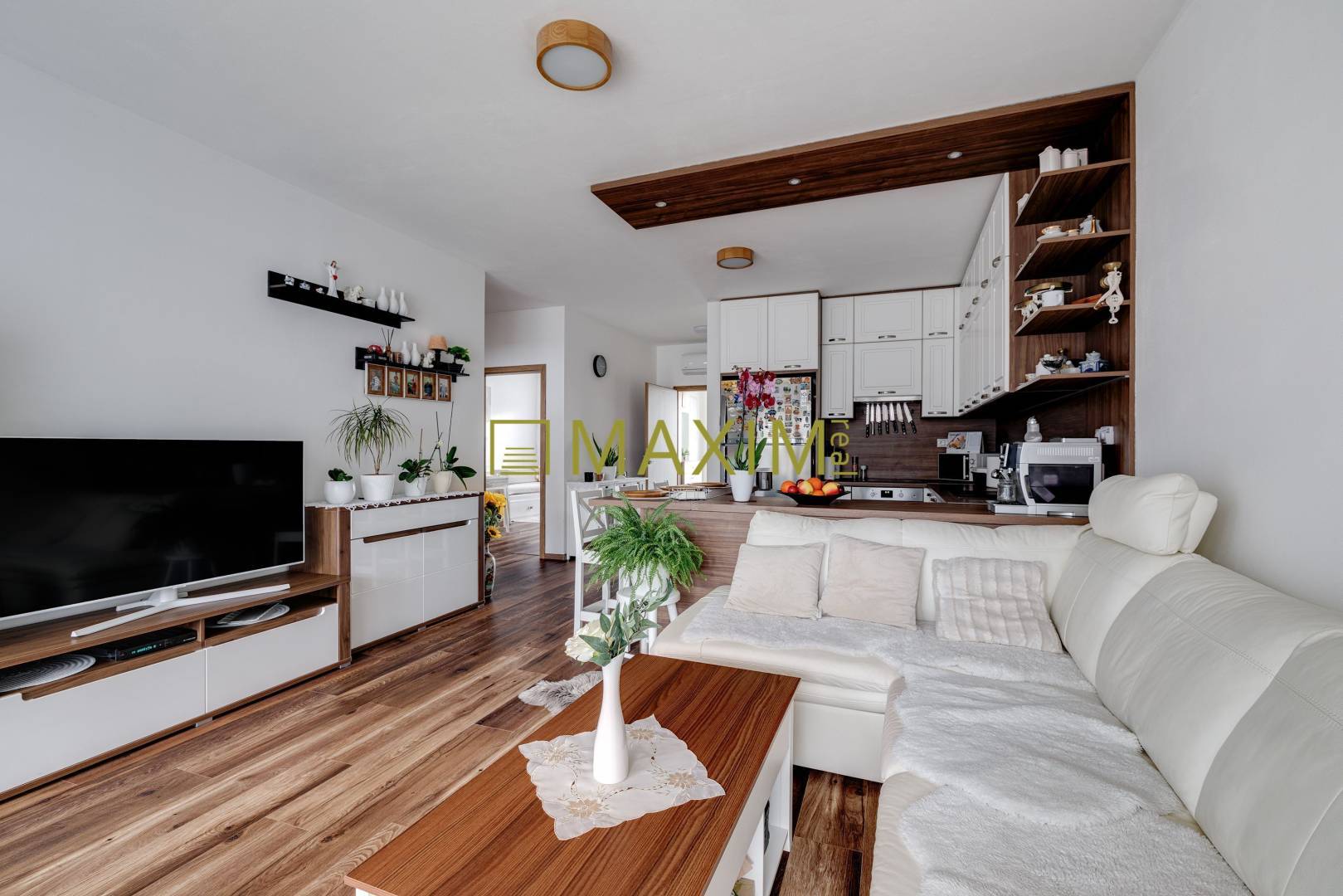 REZERVOVANE! ŠTYLOVA NOVOSTAVBA 3-IZB. DOMU V KOSTOLIŠTI