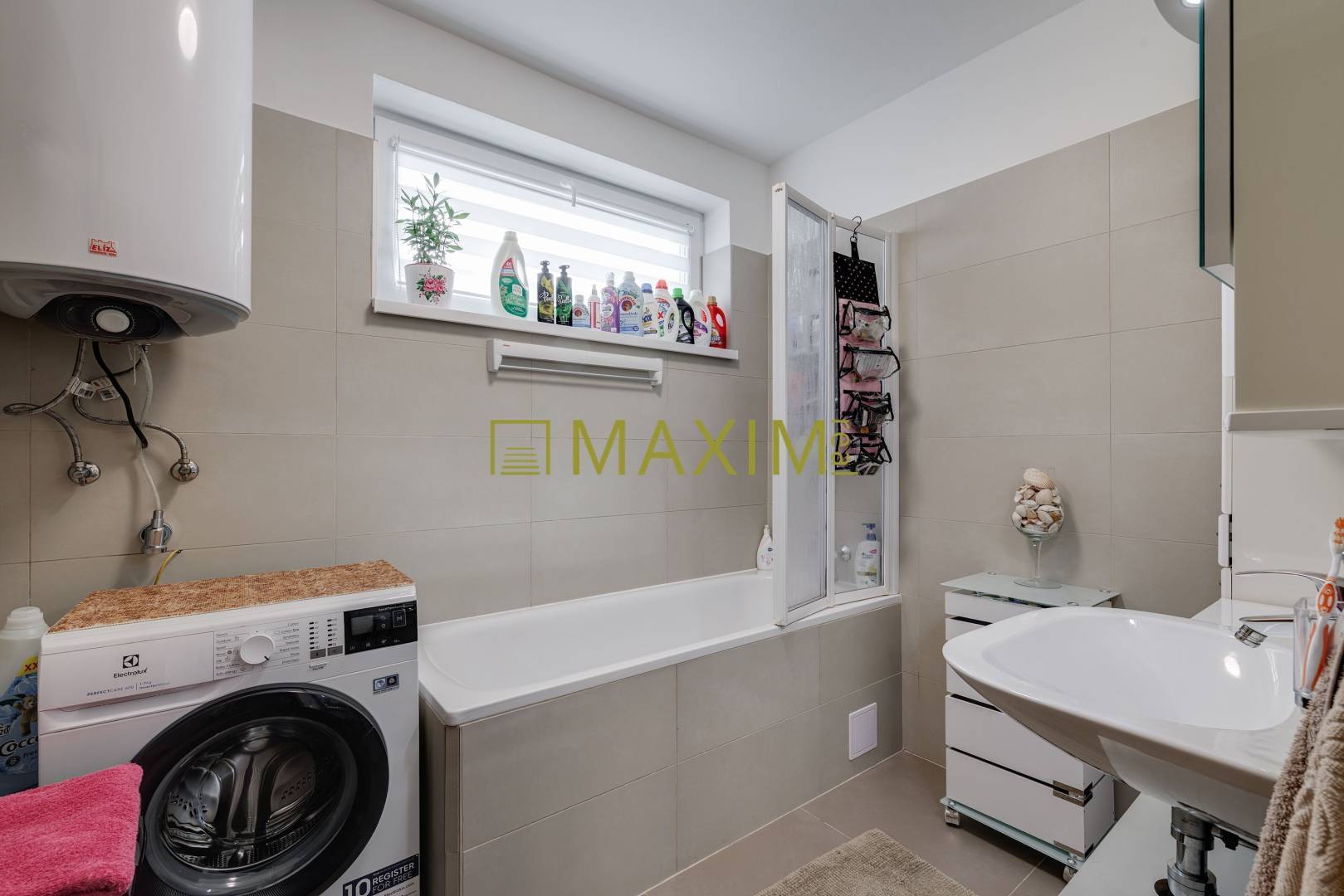 REZERVOVANE! ŠTYLOVA NOVOSTAVBA 3-IZB. DOMU V KOSTOLIŠTI