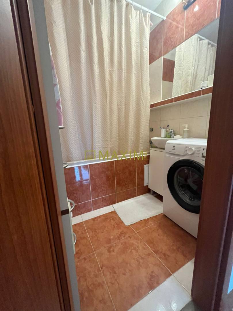 REZERVOVANE! 3-izbový byt s lodžiou, pivnicou a úložným priestorom