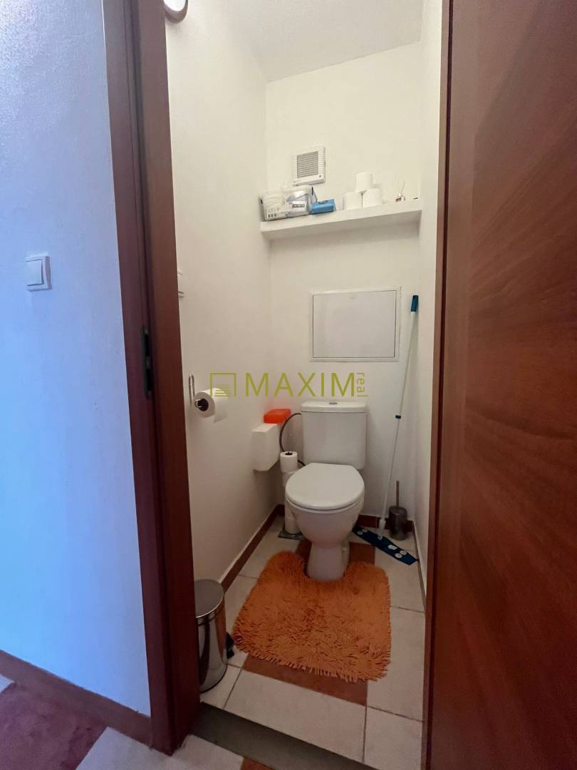 REZERVOVANE! 3-izbový byt s lodžiou, pivnicou a úložným priestorom