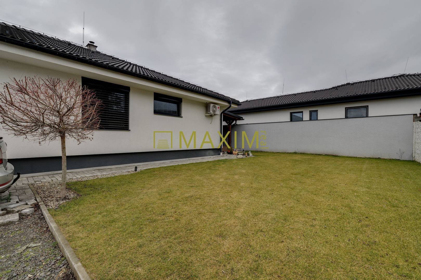 REZERVOVANE!Novostavba 4-izbového RD s terasou, 391 m² pozemok