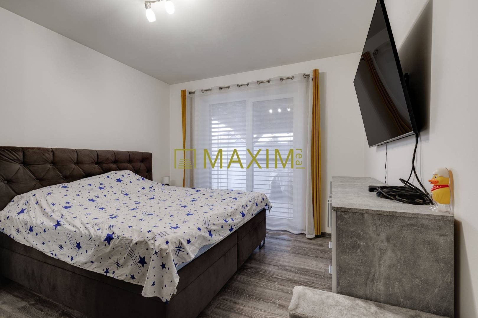 REZERVOVANE!Novostavba 4-izbového RD s terasou, 391 m² pozemok