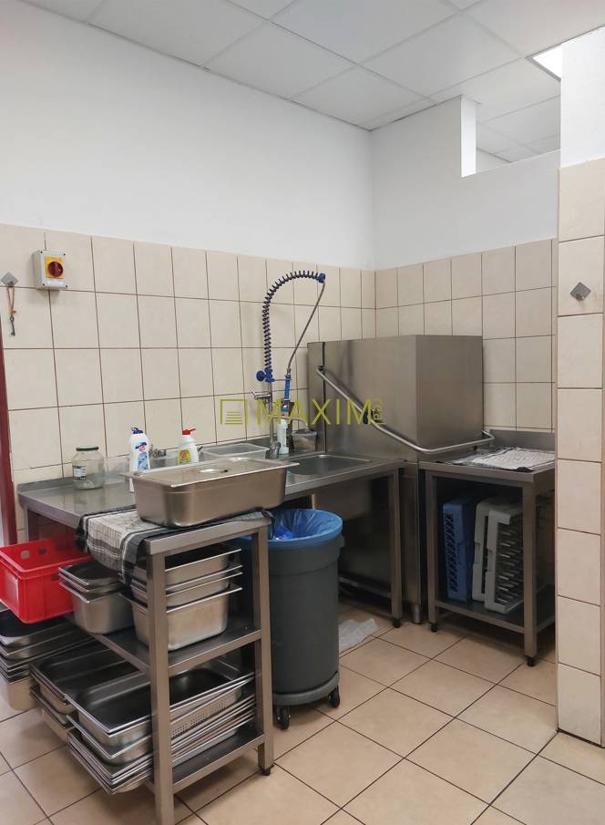 Ponúkame obchodný priestor na ulici J.Jonáša v Devínskej Novej Vsi