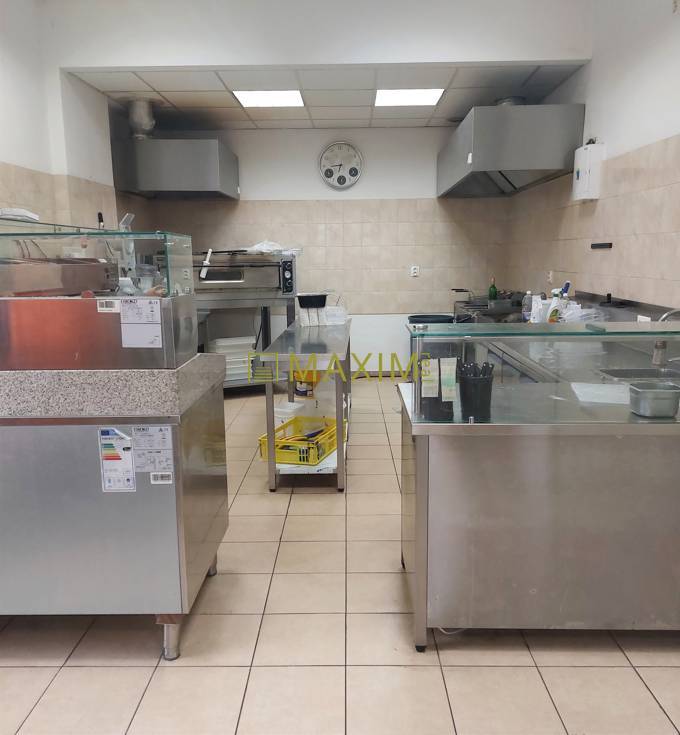 Ponúkame obchodný priestor na ulici J.Jonáša v Devínskej Novej Vsi