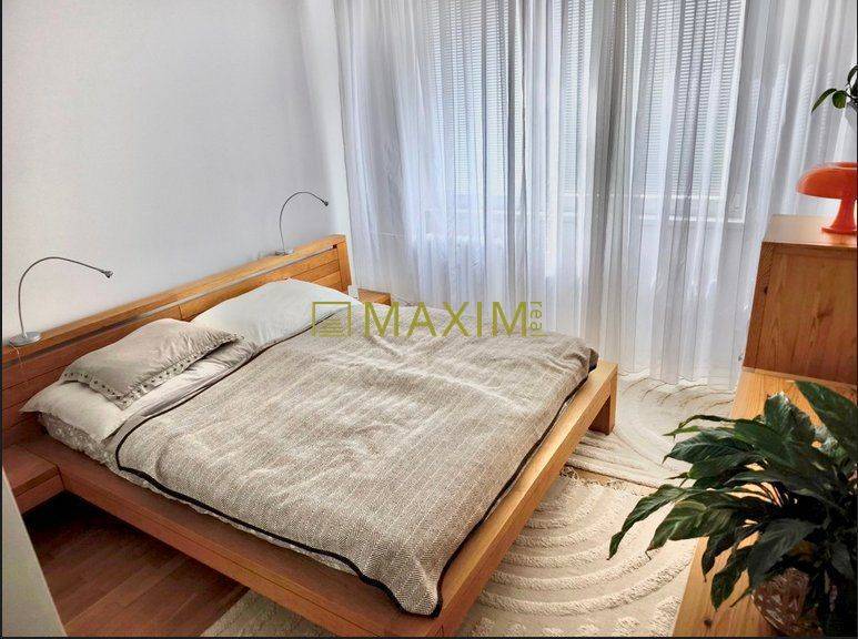 Ponúkame na predaj 3-izbový byt na ulici Vilová v Petržalke