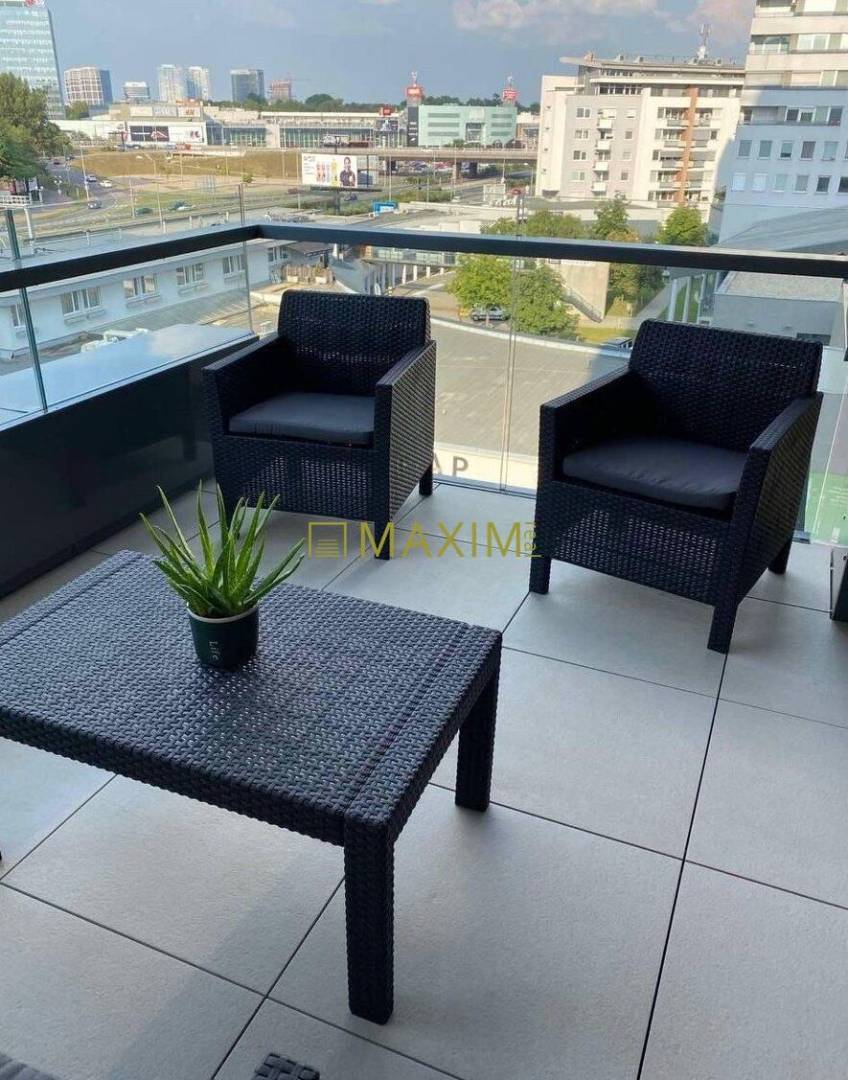 Ponúkame na predaj 3-izbový byt v novostavbe Einpark Residence