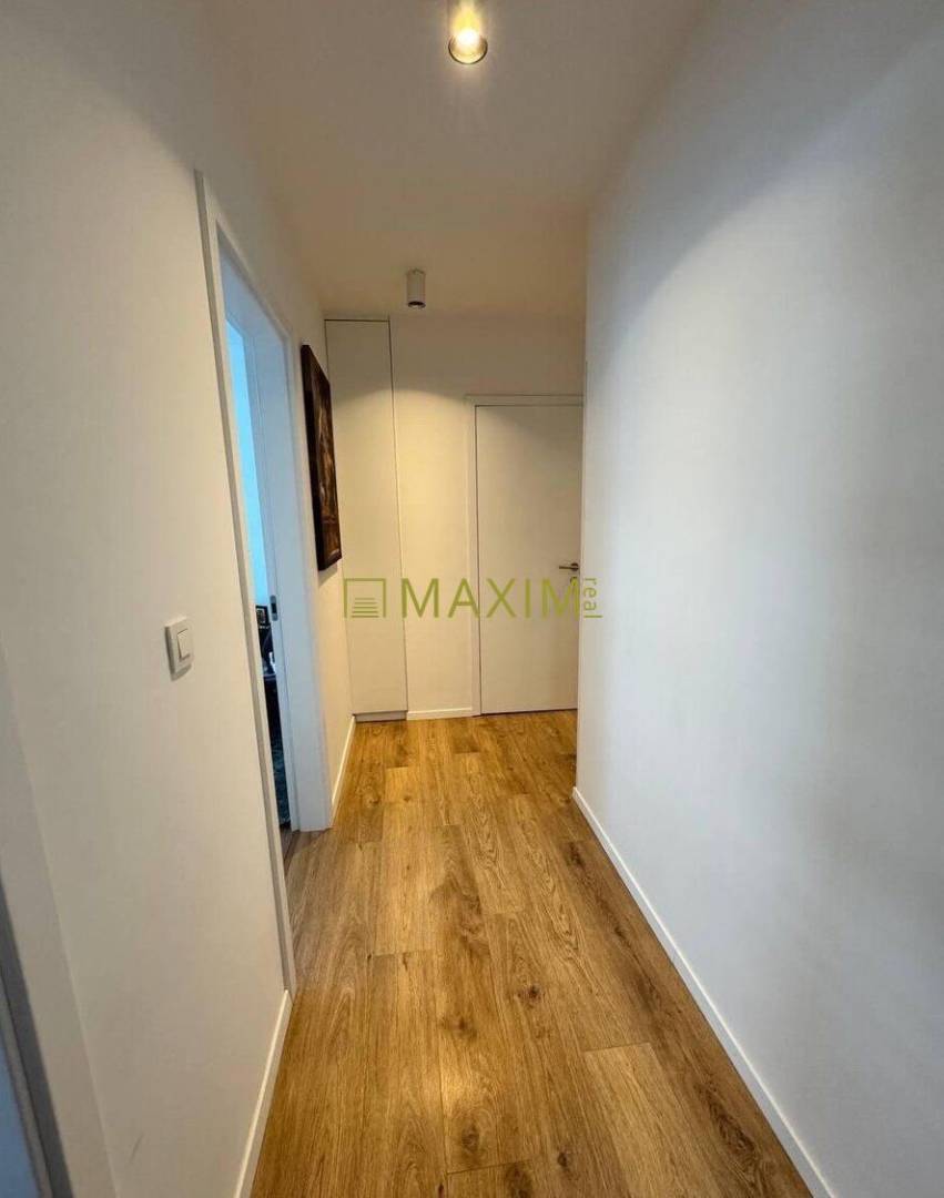 Ponúkame na predaj 3-izbový byt v novostavbe Einpark Residence