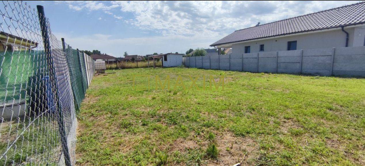 Pozemok v obci Malé Leváre