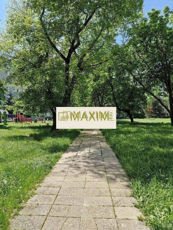 4-izbový byt vo vyhľadávanej časti Bratislavy – Nové Mesto na ul. Čsl.