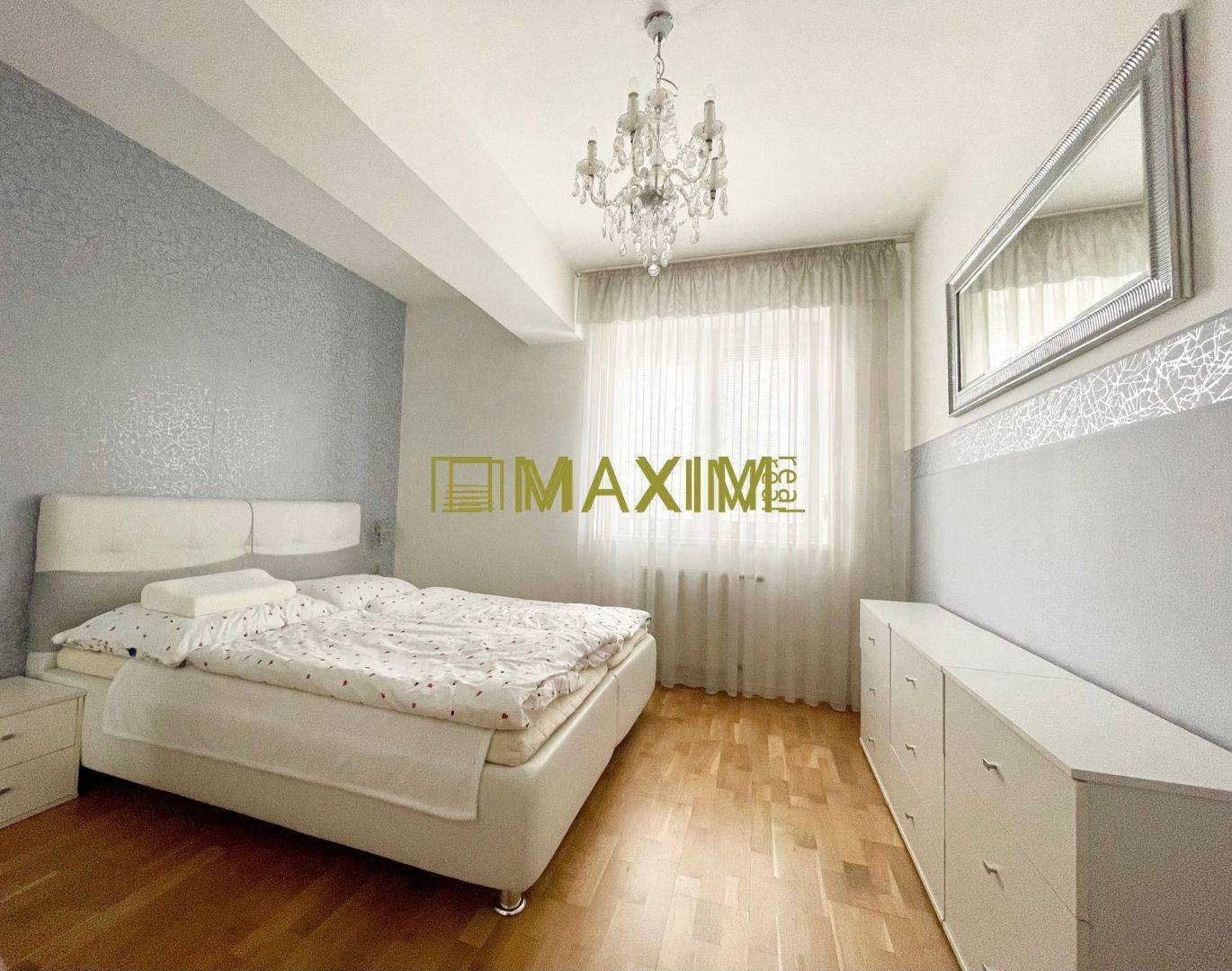 86 m2, nízke náklady, krásny 3-i byt s loggiou a parkovacím státím na