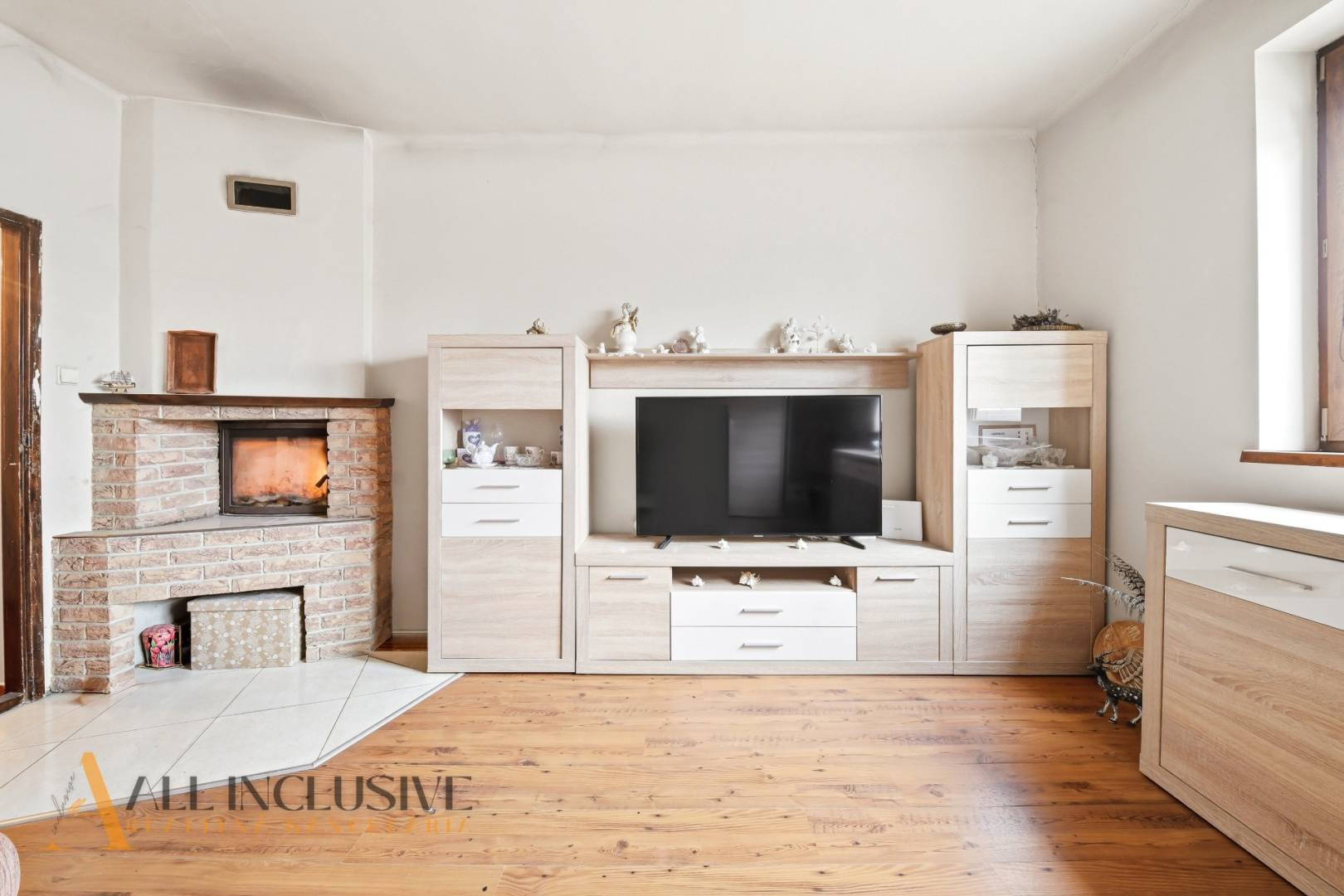 External property image