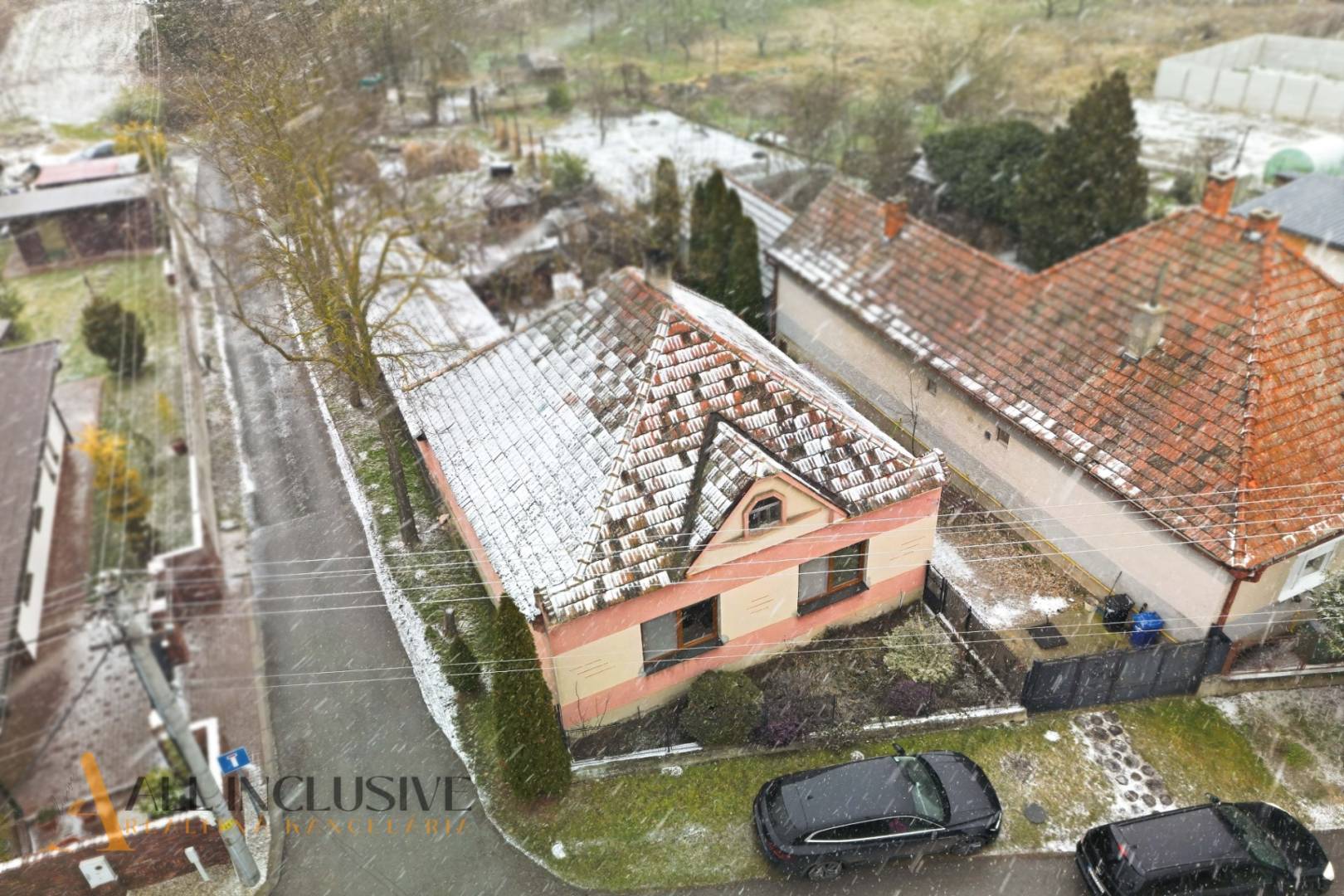 External property image