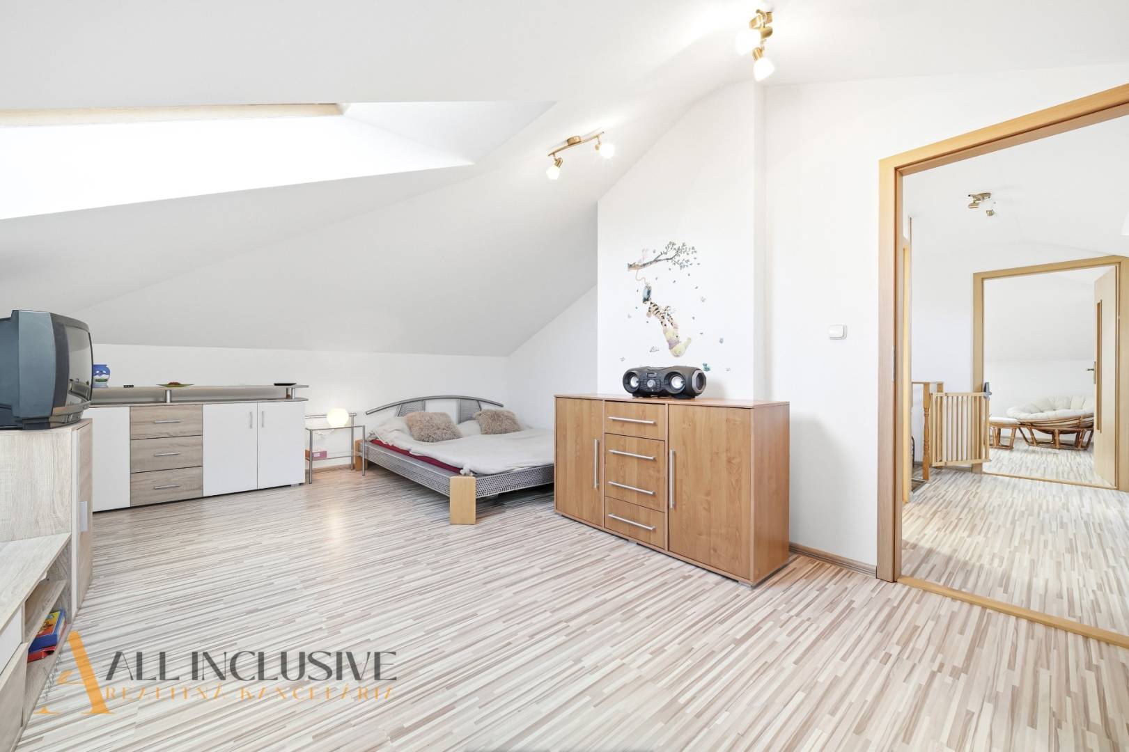 External property image