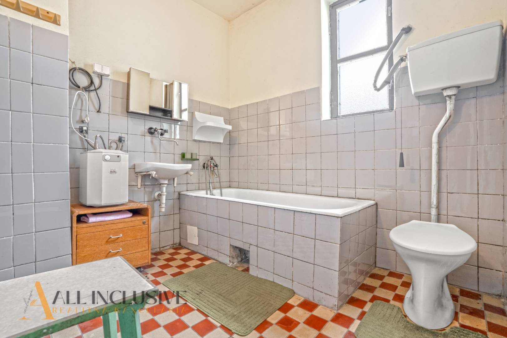 External property image