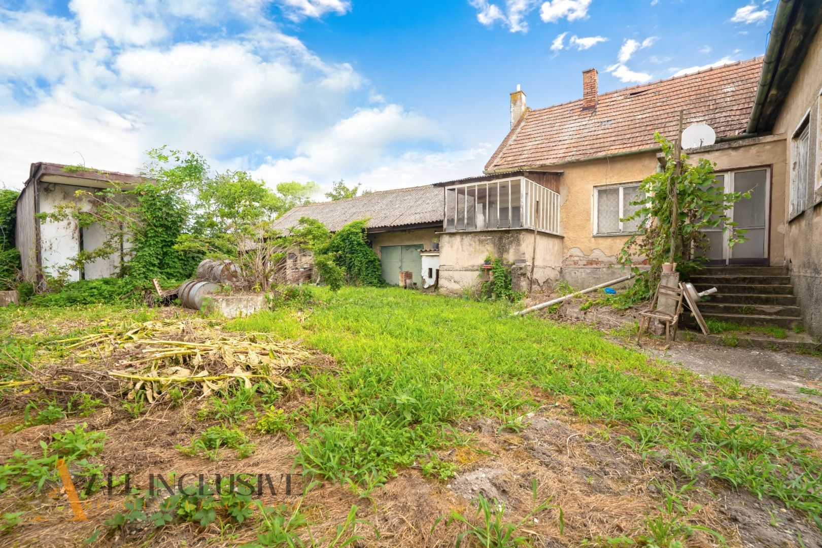 External property image