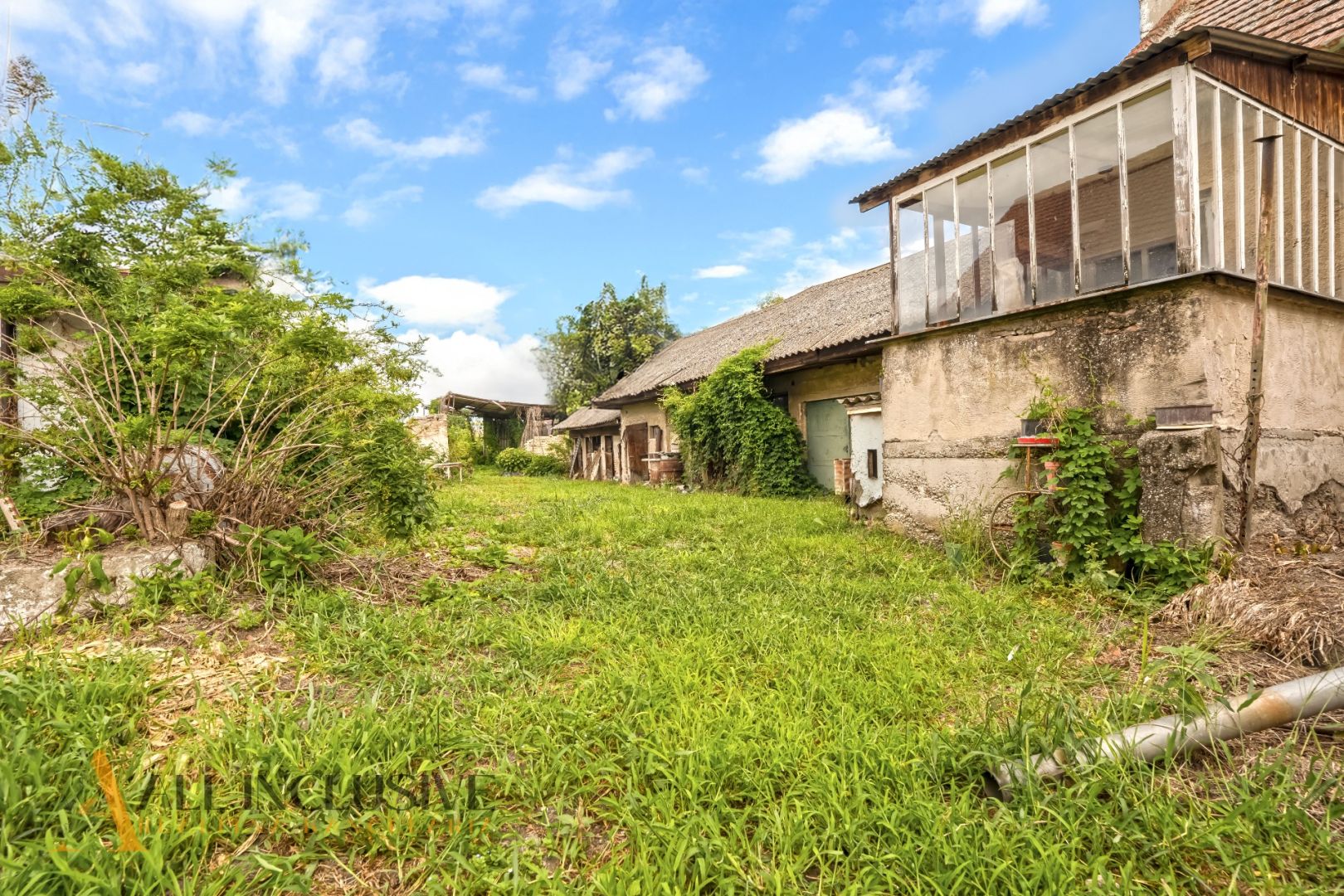 External property image