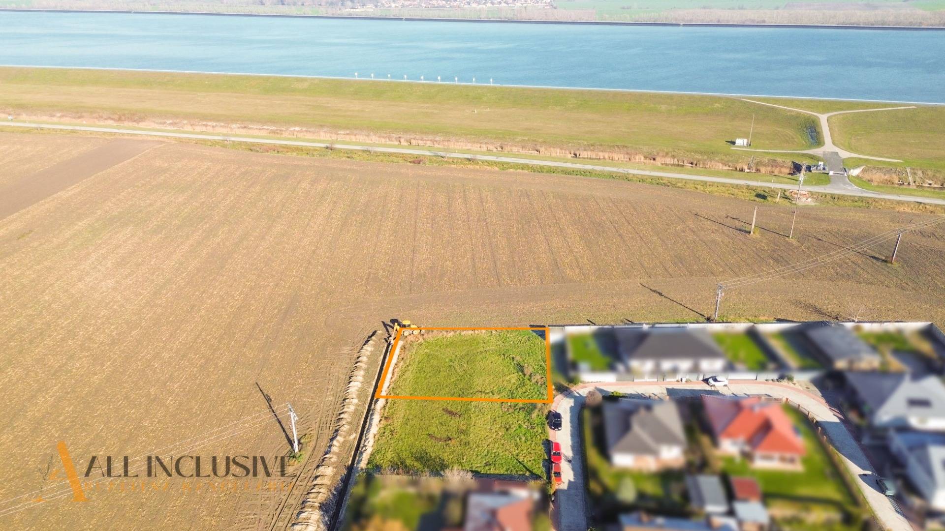 External property image