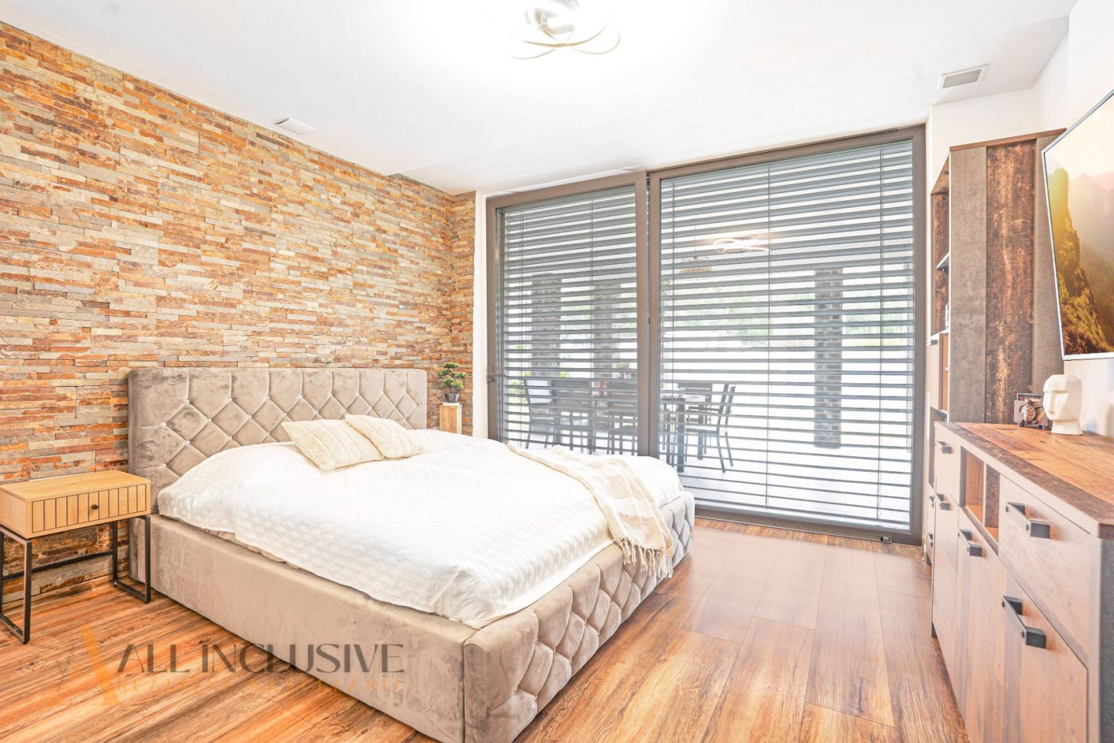 External property image