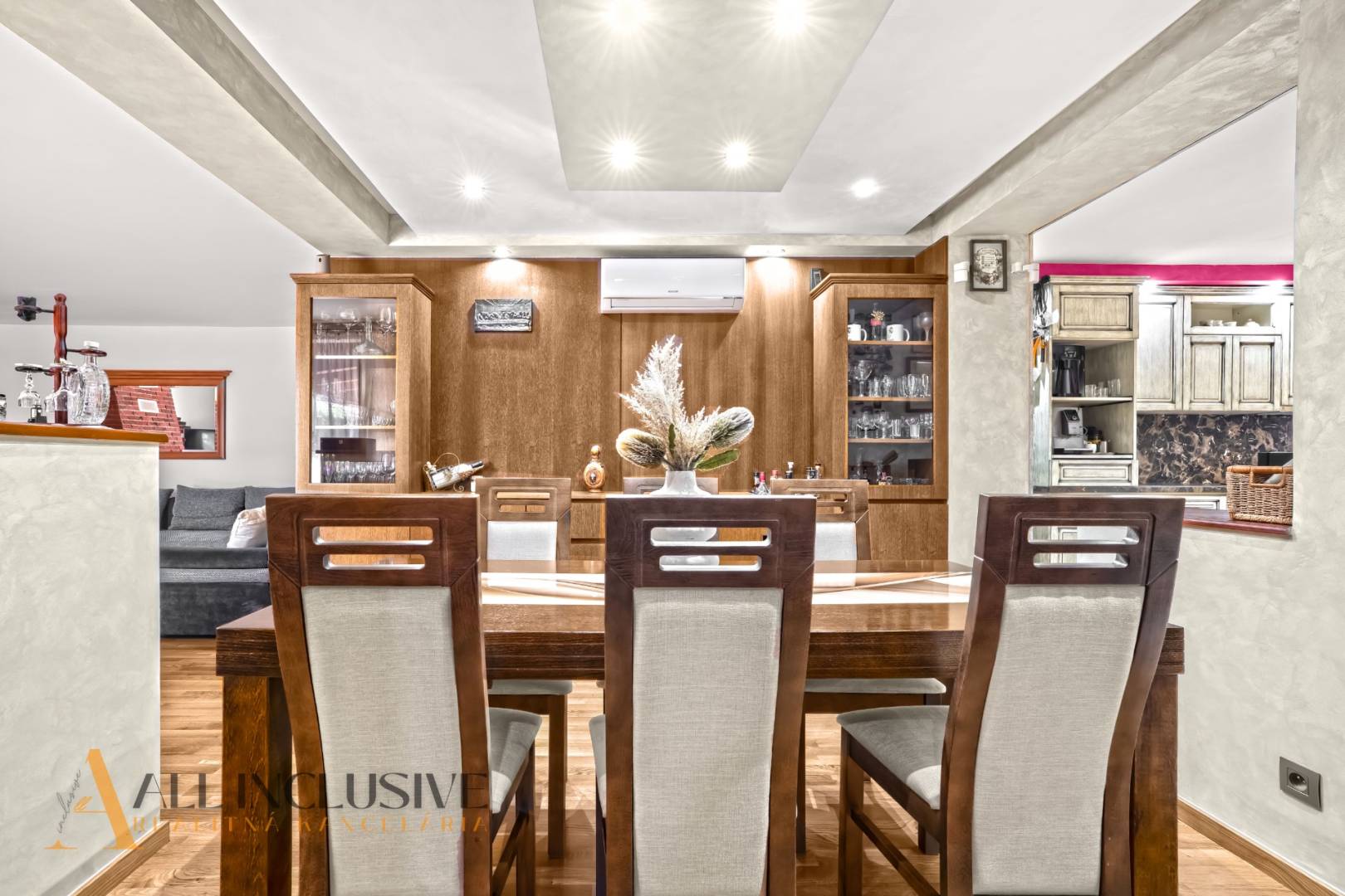 External property image