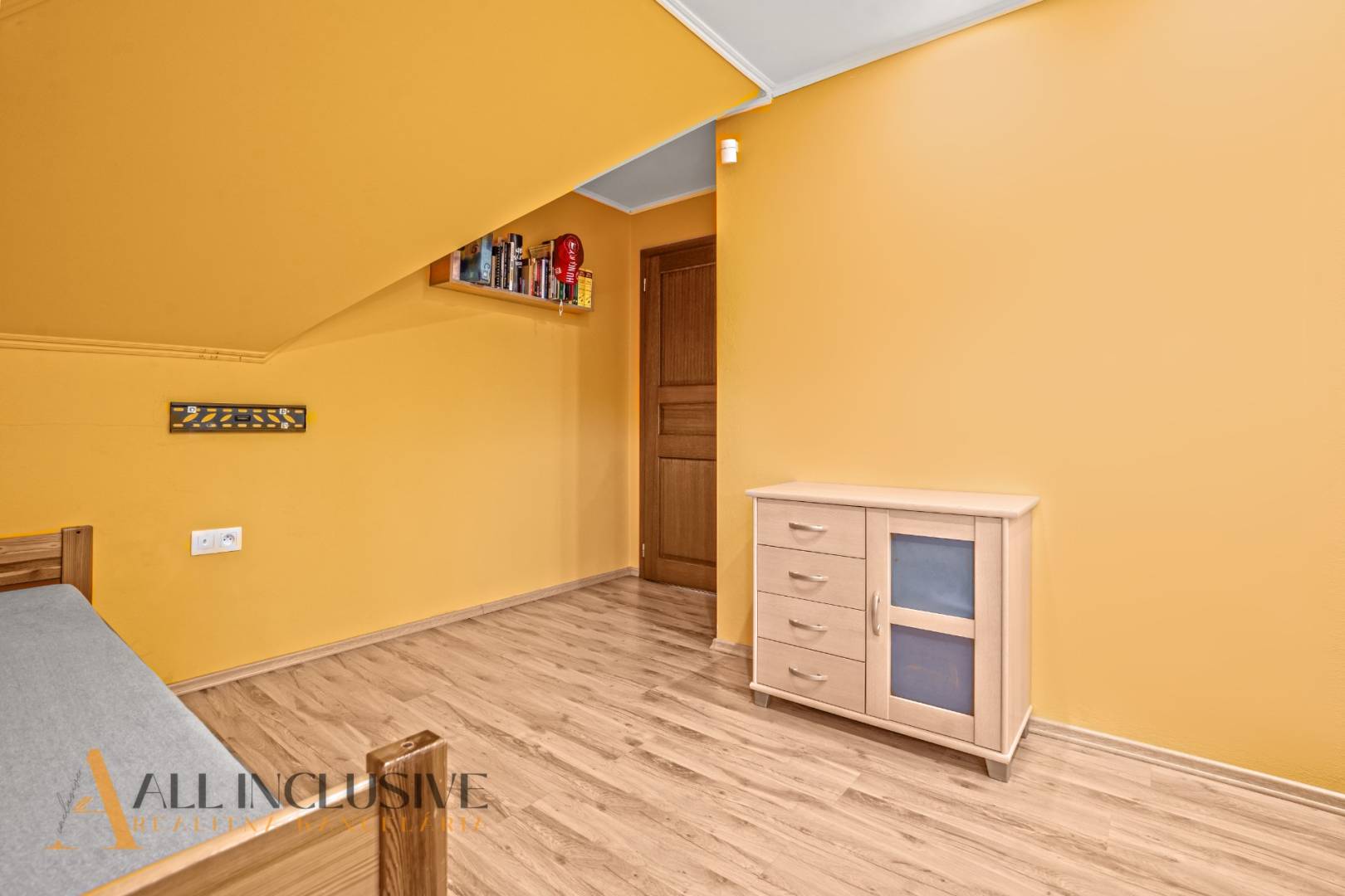 External property image