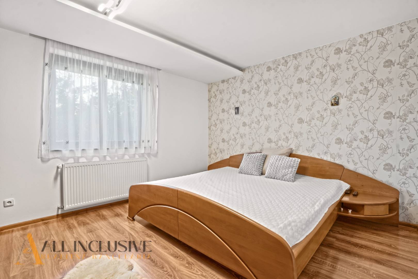 External property image