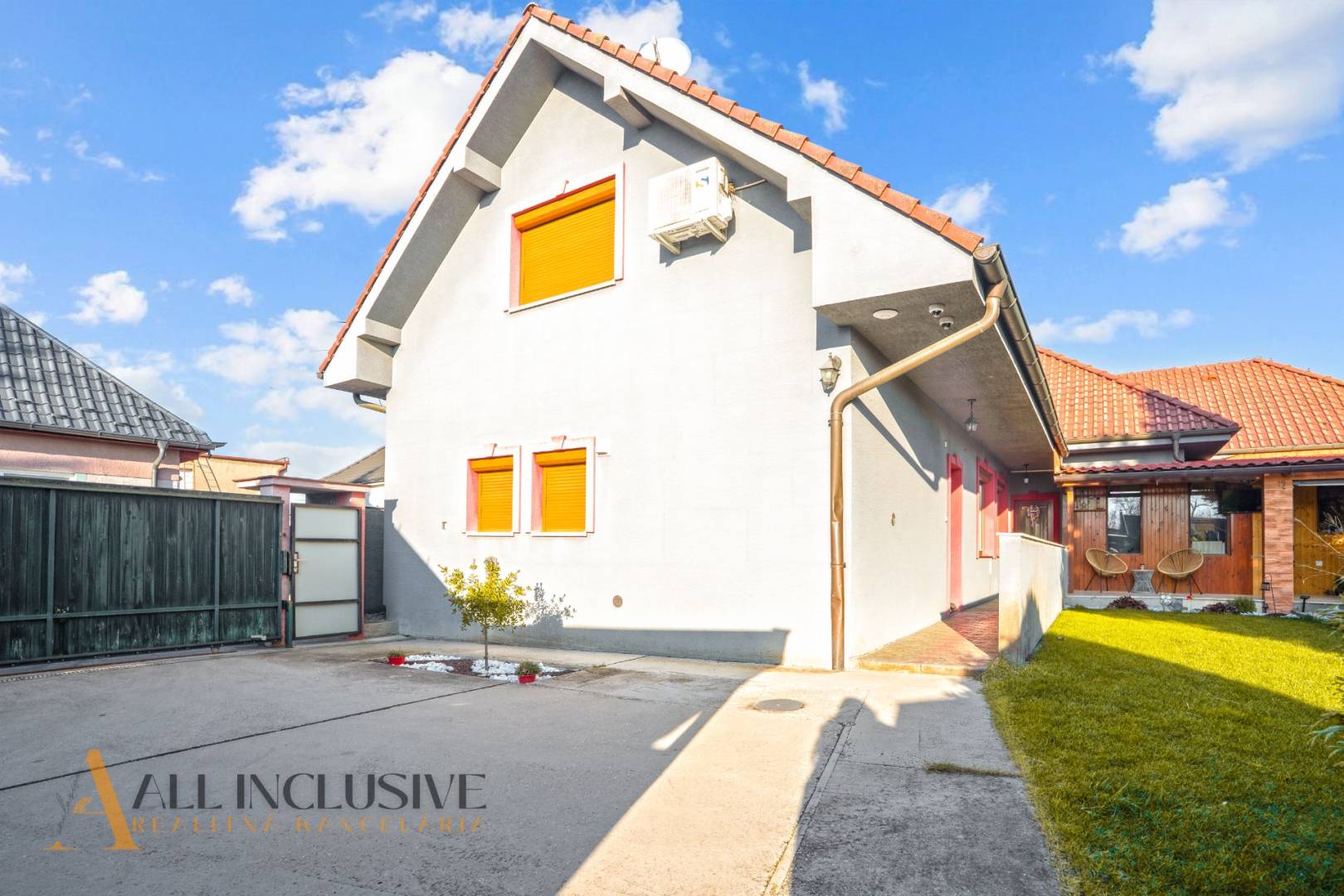 External property image