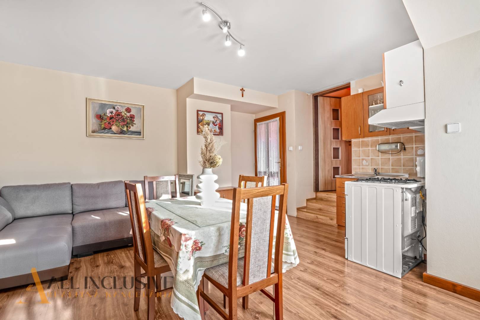 External property image