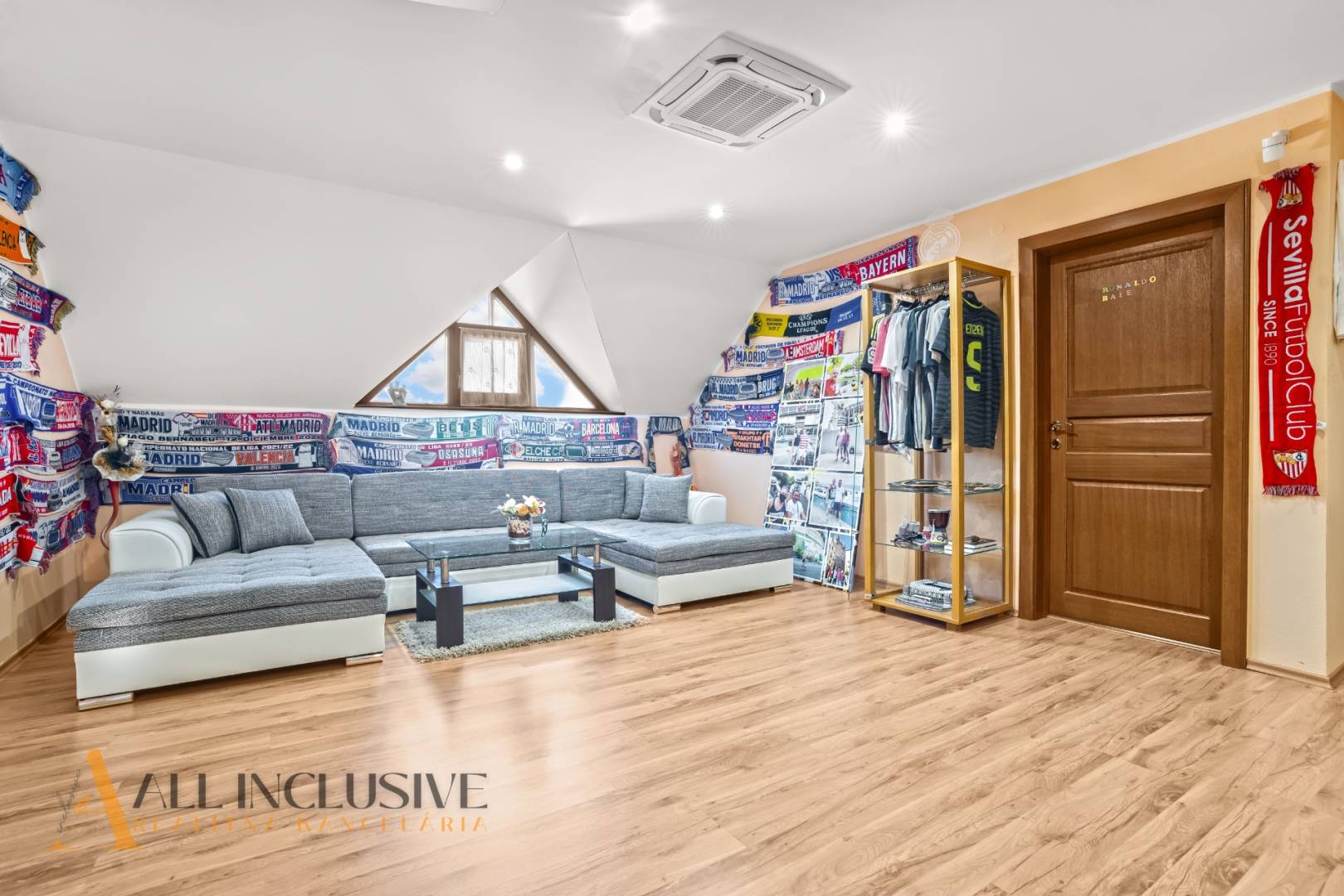 External property image