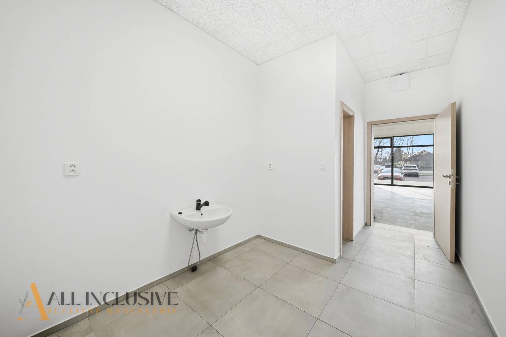 External property image