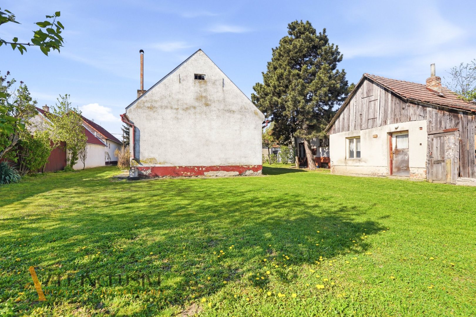 External property image