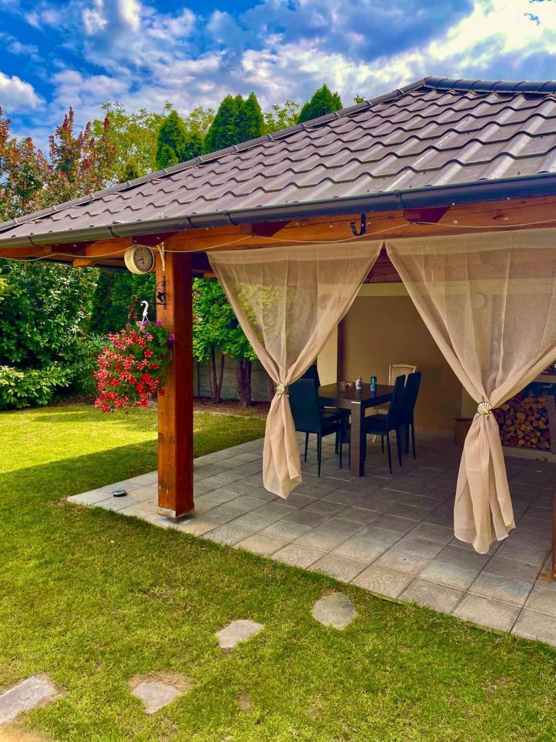 External property image