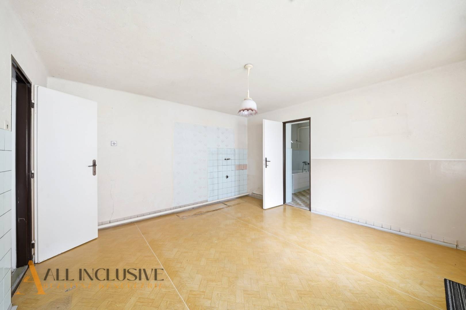 External property image