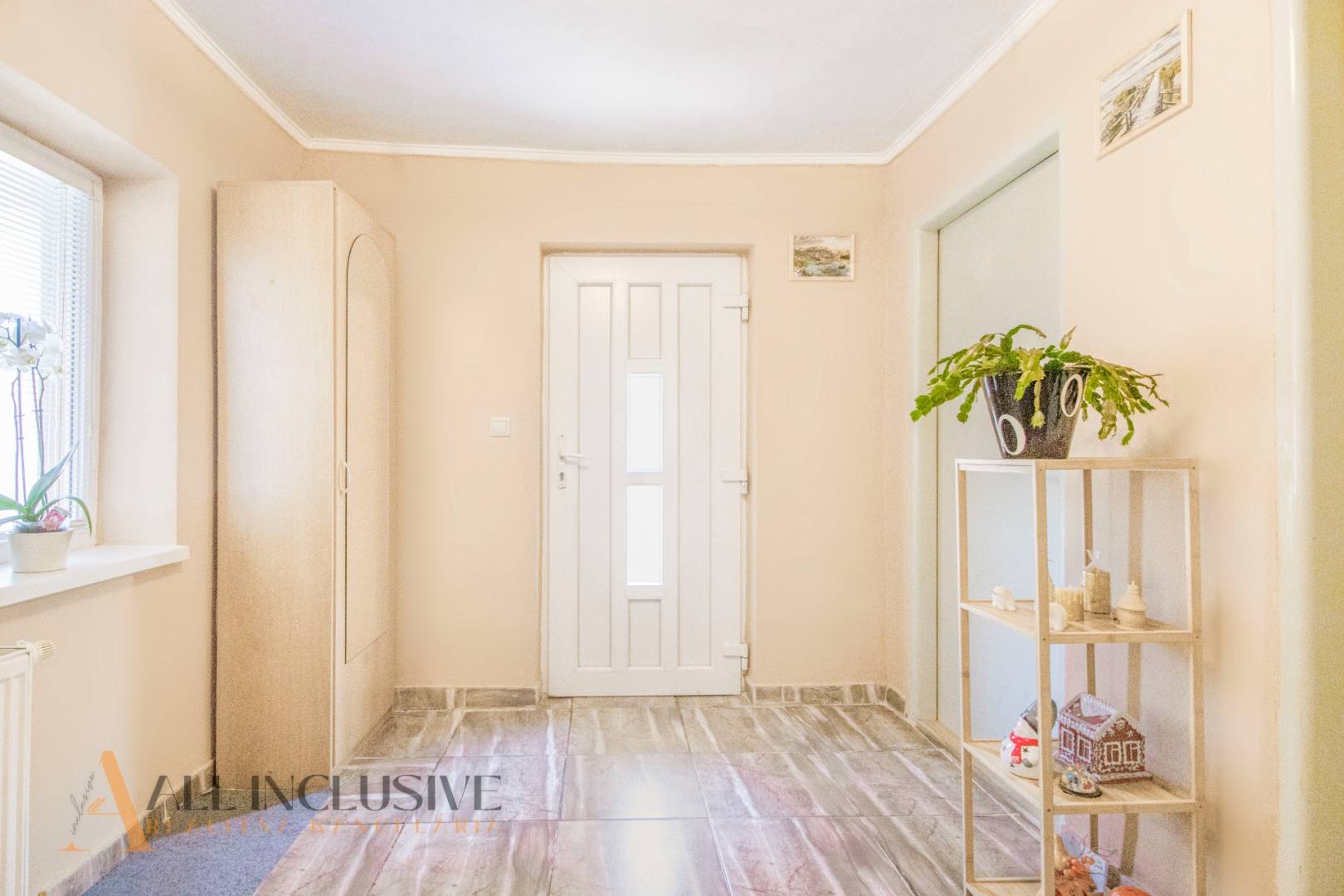 External property image