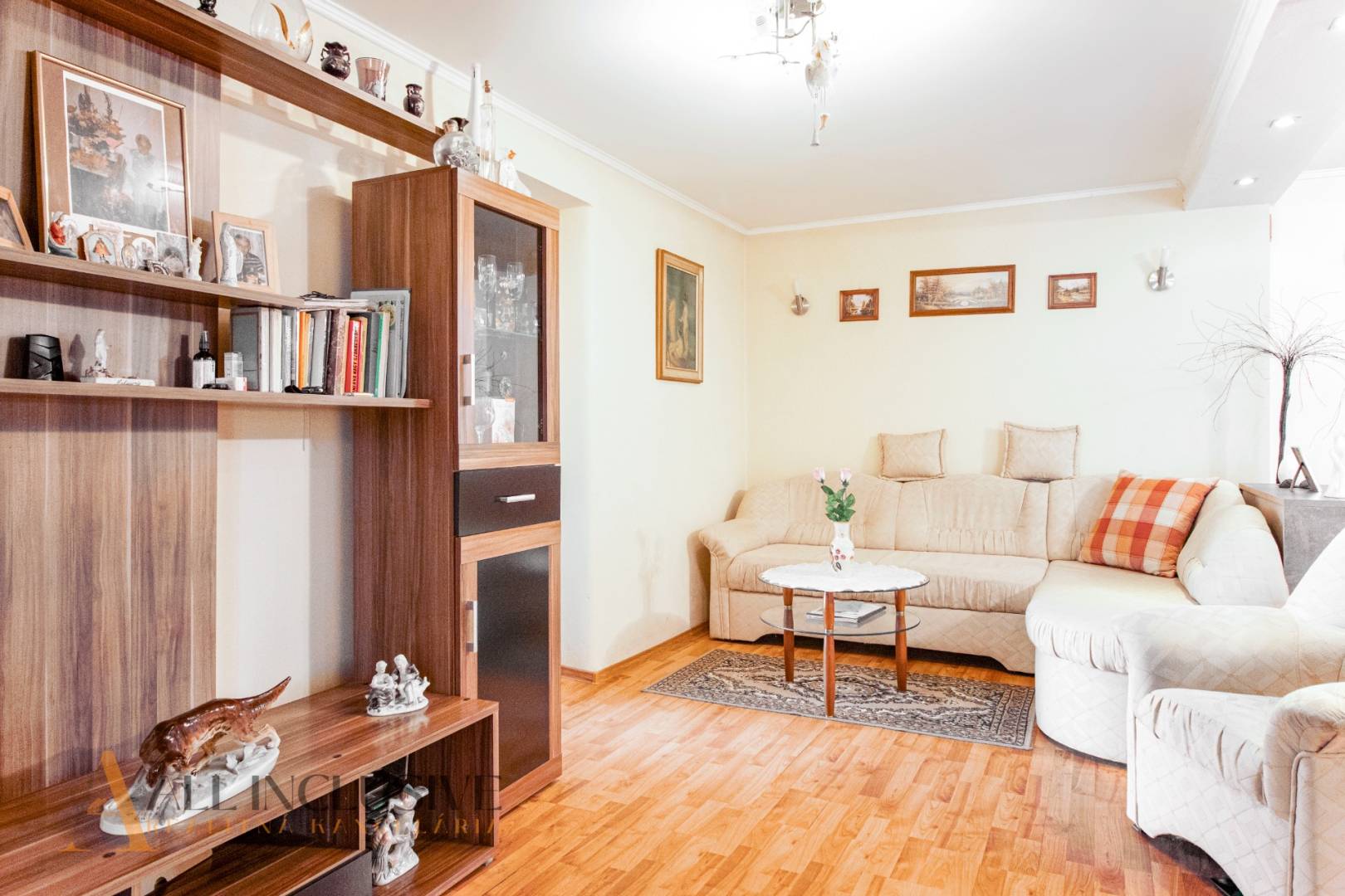 External property image