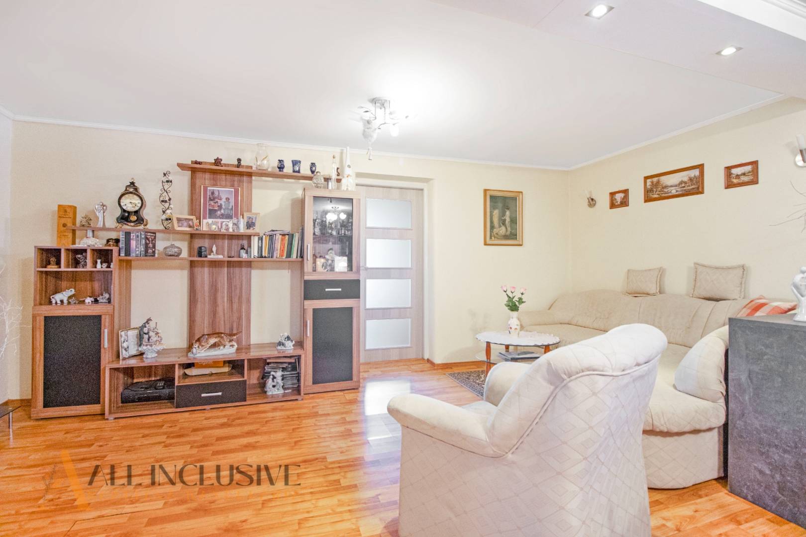 External property image