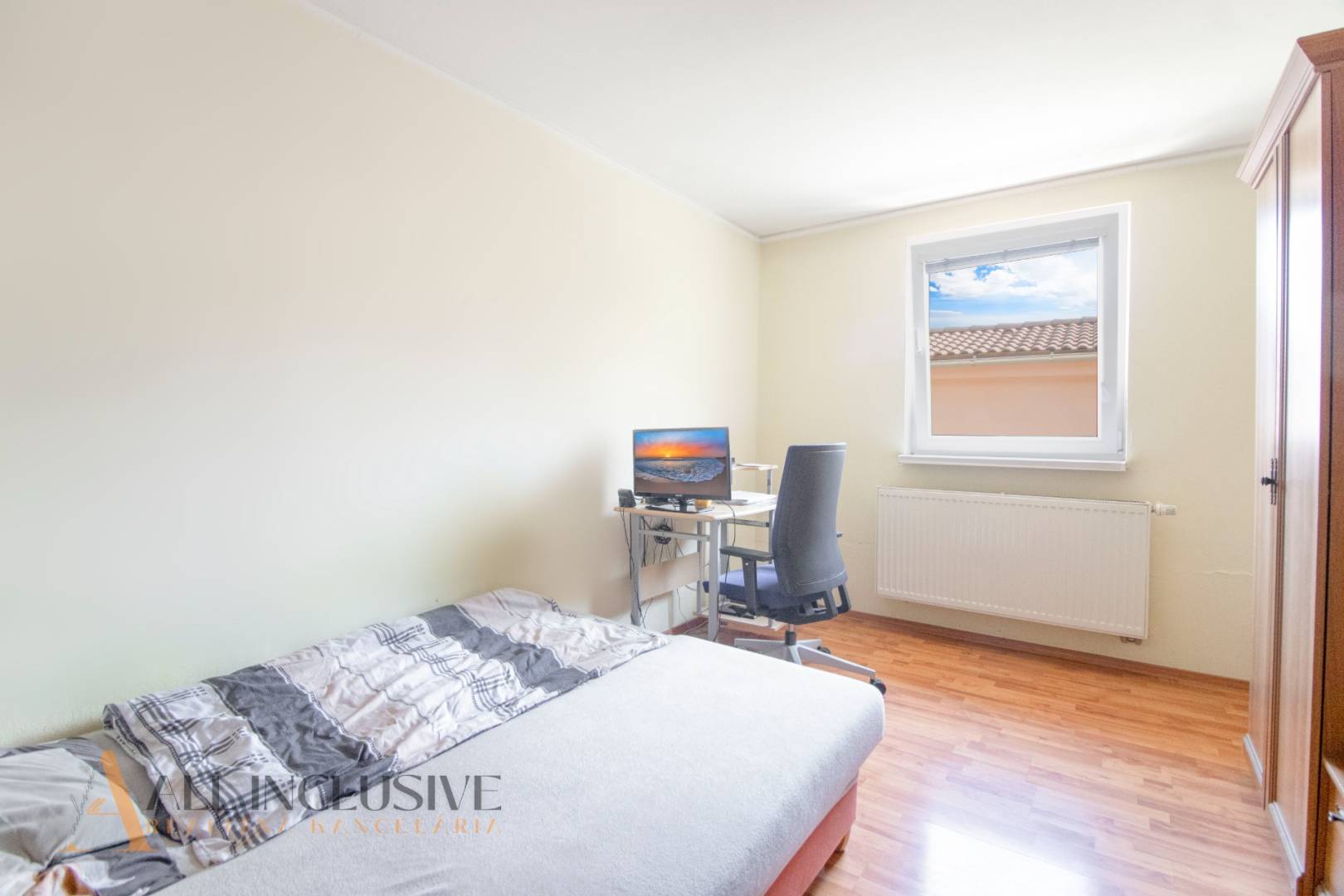 External property image