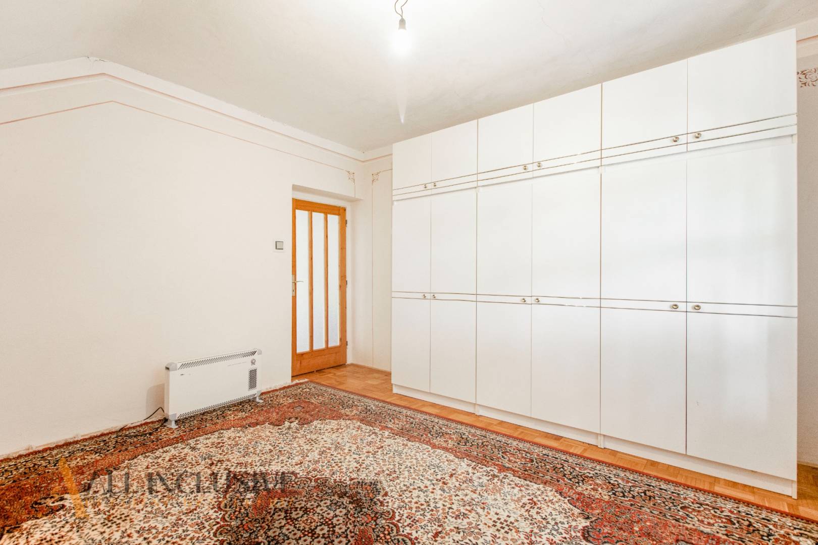 External property image