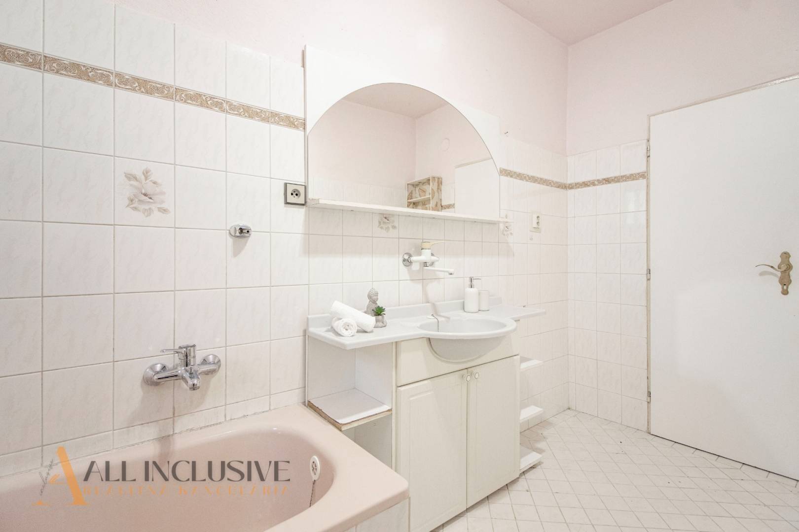 External property image