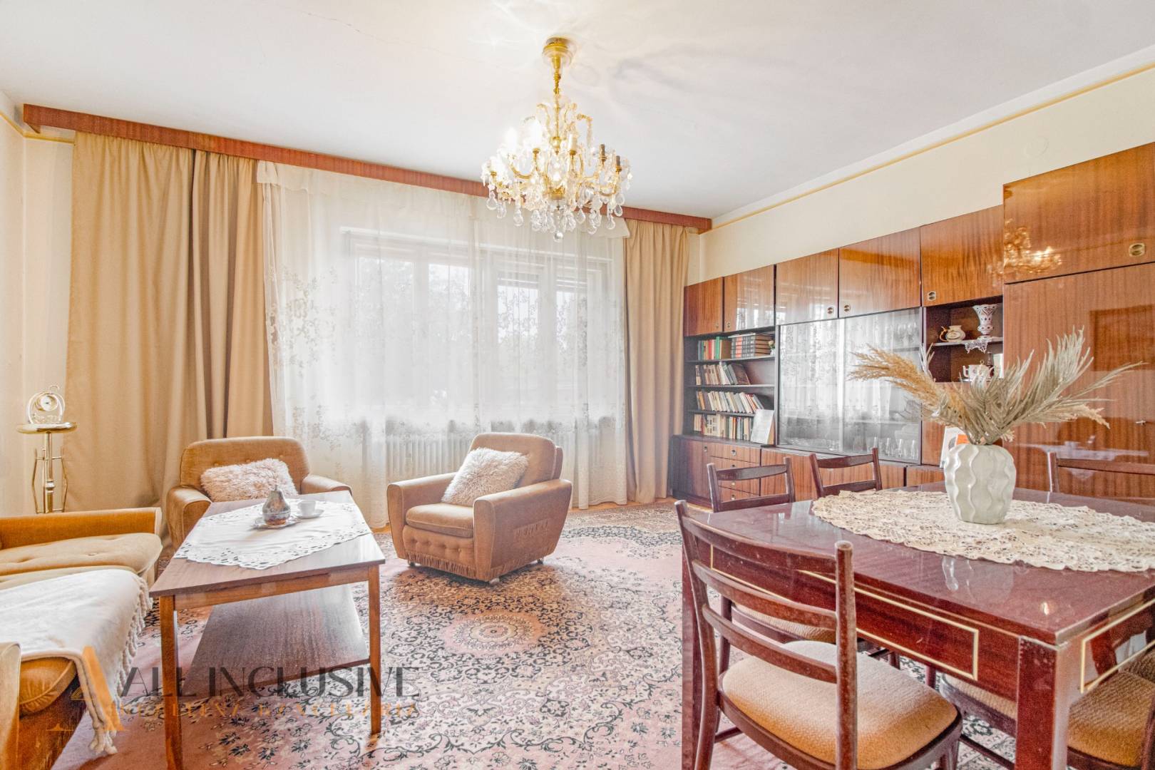 External property image