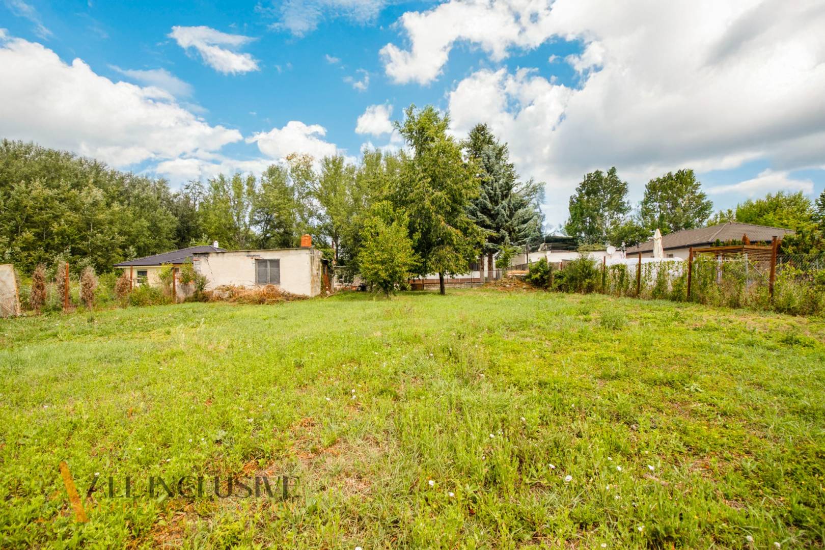 External property image