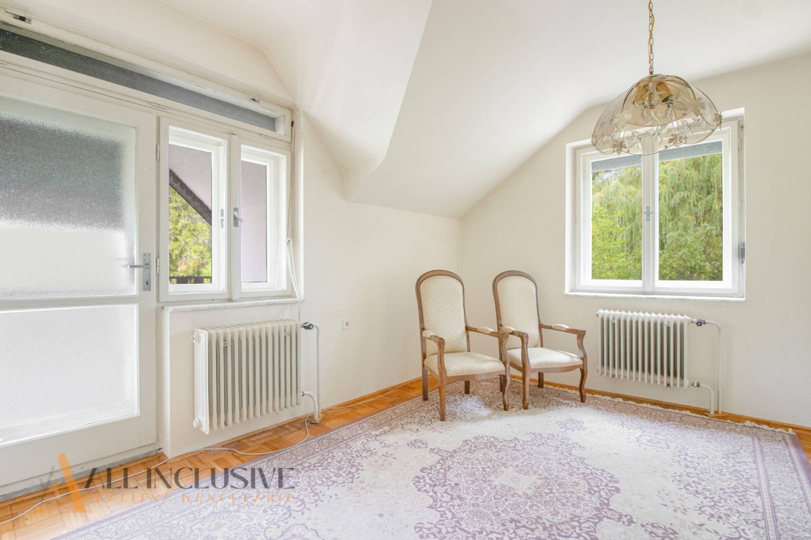 External property image