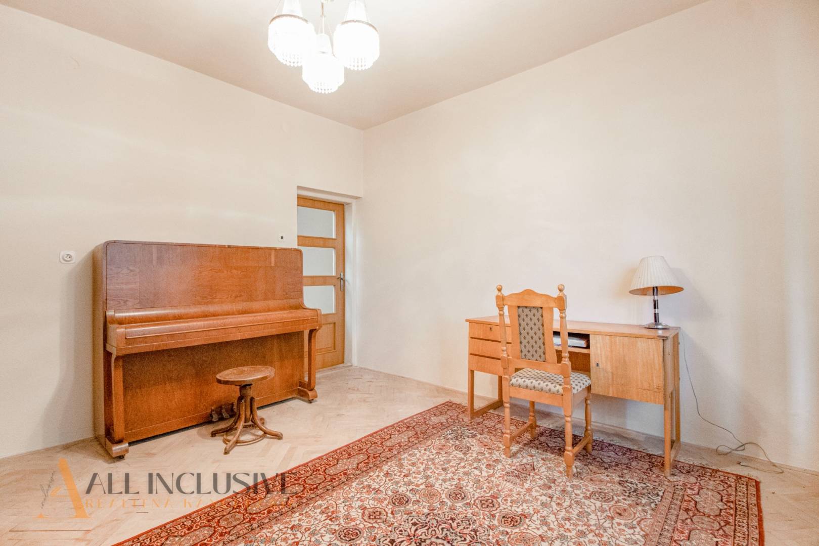 External property image