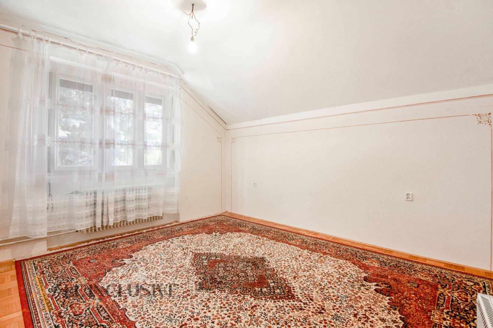 External property image