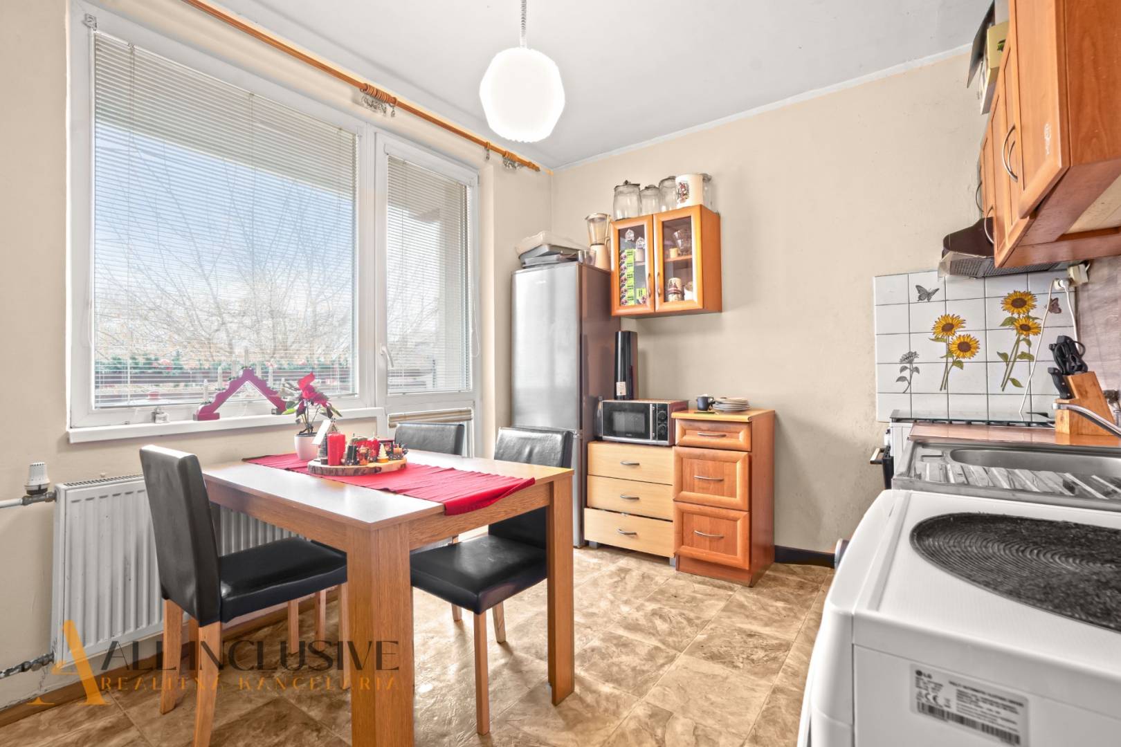 External property image