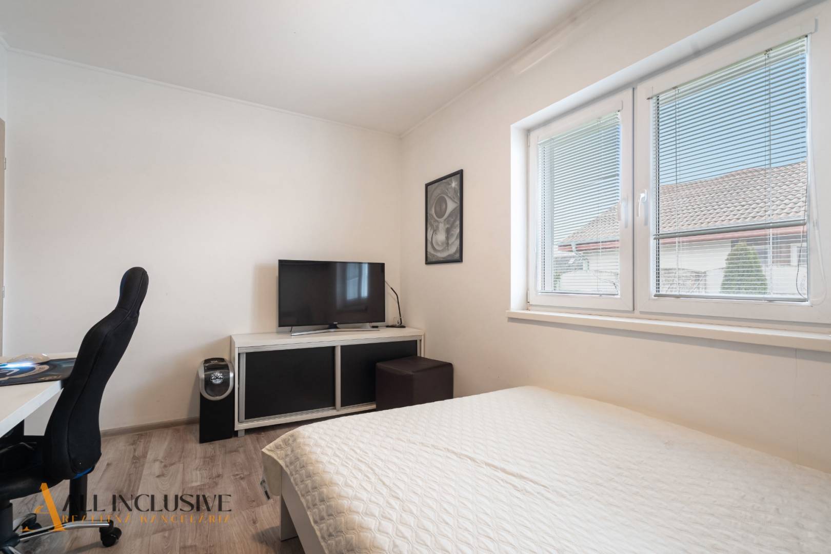 External property image